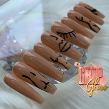 Load image into Gallery viewer, Nude Silhouette