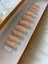 Load image into Gallery viewer, Designer Junkie- NO Designer